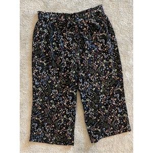 Wide Leg Cropped Floral Pants